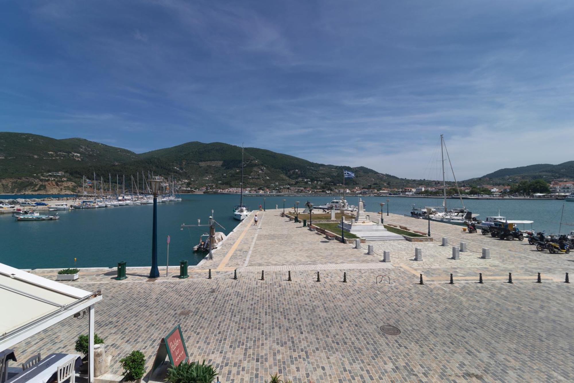 Faros Coastal Apartments Skopelos Exterior foto